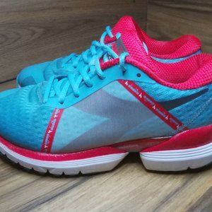 Women's Diadora BluShield Ortholite Shoes Size 8